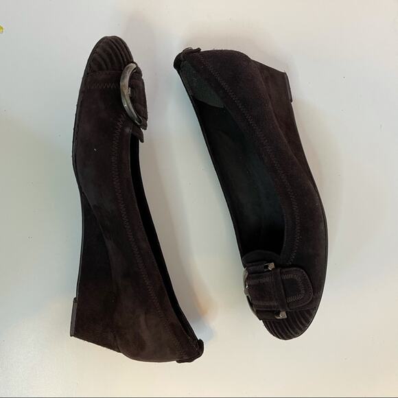 Stuart Weitzman Brown Suede Leather Buckle Wedge Shoes Women's Round Toe Size 6 - Picture 5 of 8